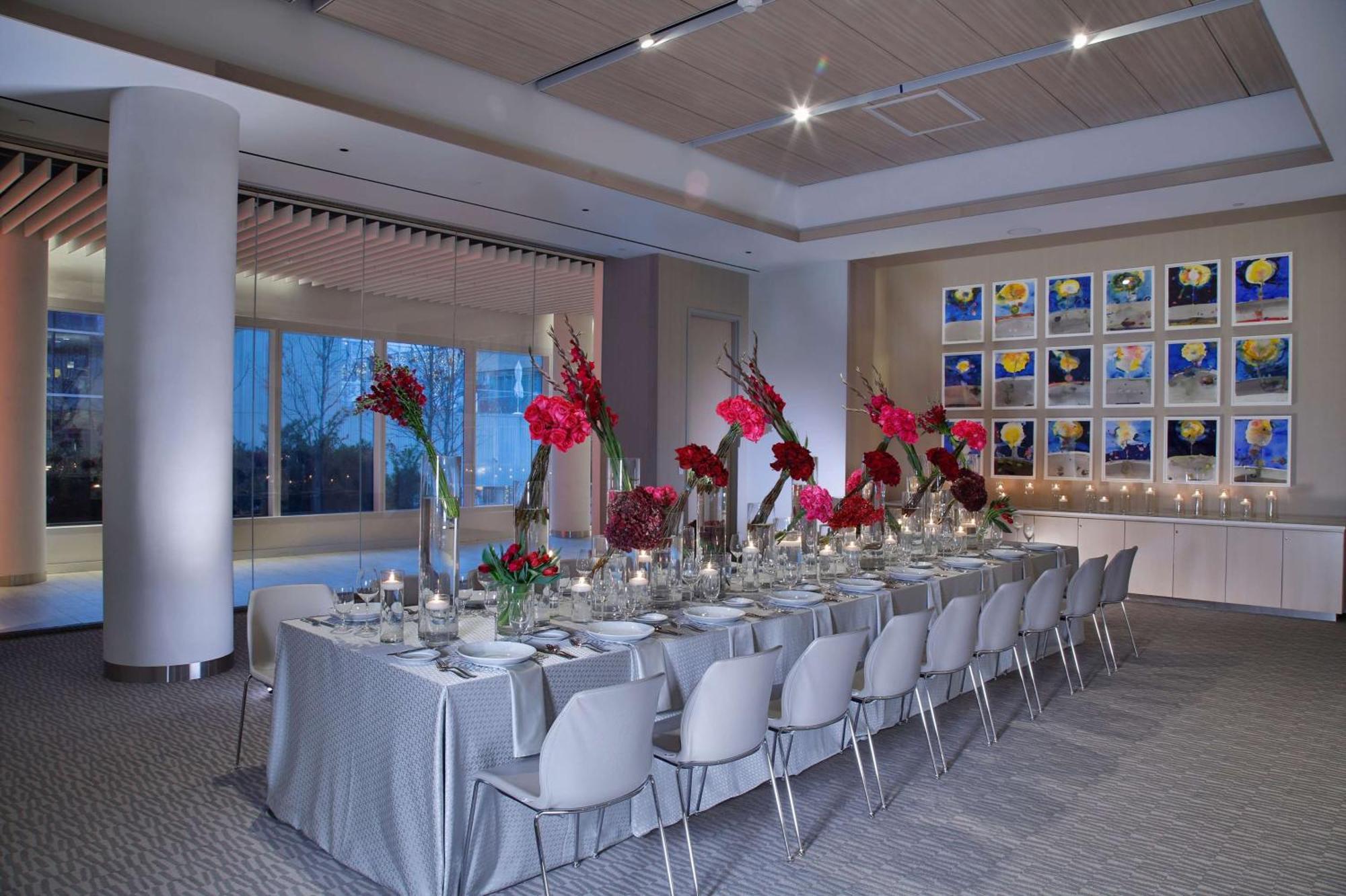 Hall Arts Hotel Dallas, Curio Collection By Hilton Exterior foto